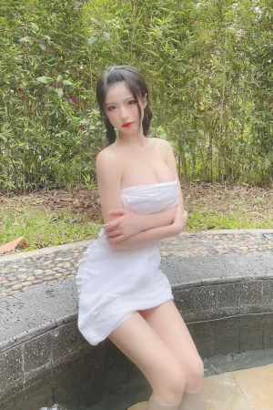 清水由乃《温泉浴巾》写真图集 26P+1V｜在线预览与图包下载