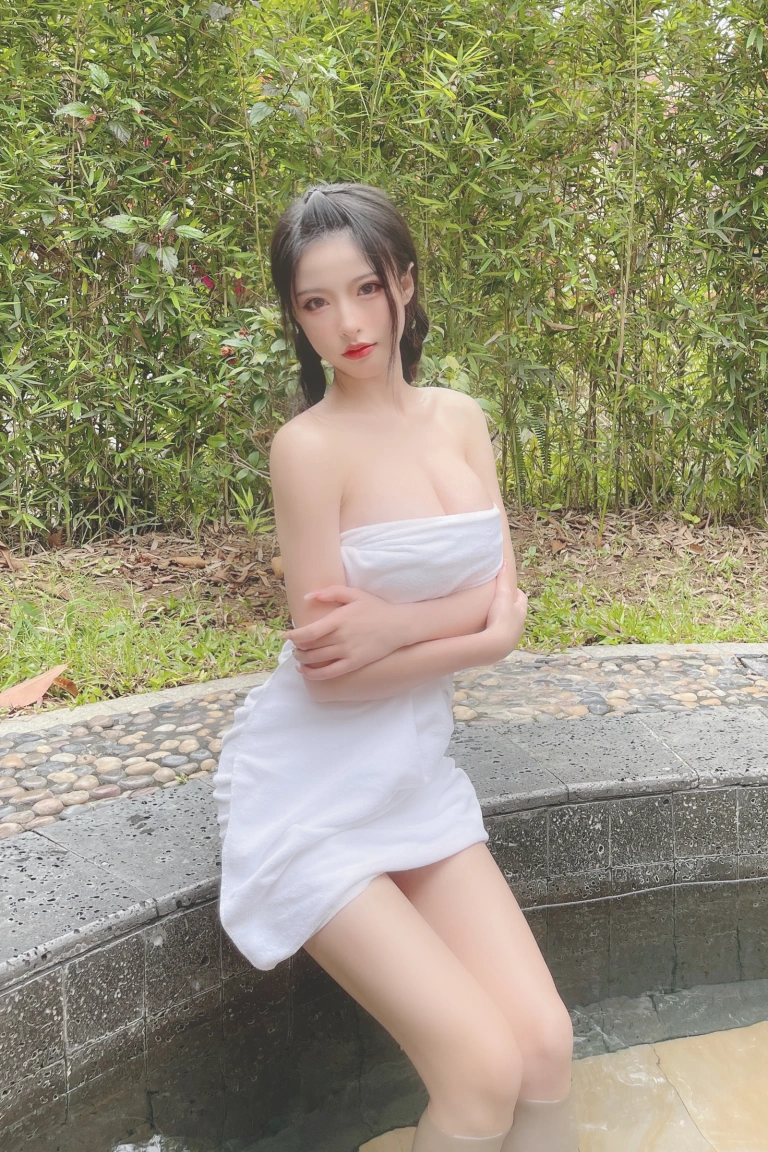 清水由乃《温泉浴巾》写真图集 26P+1V｜在线预览与图包下载