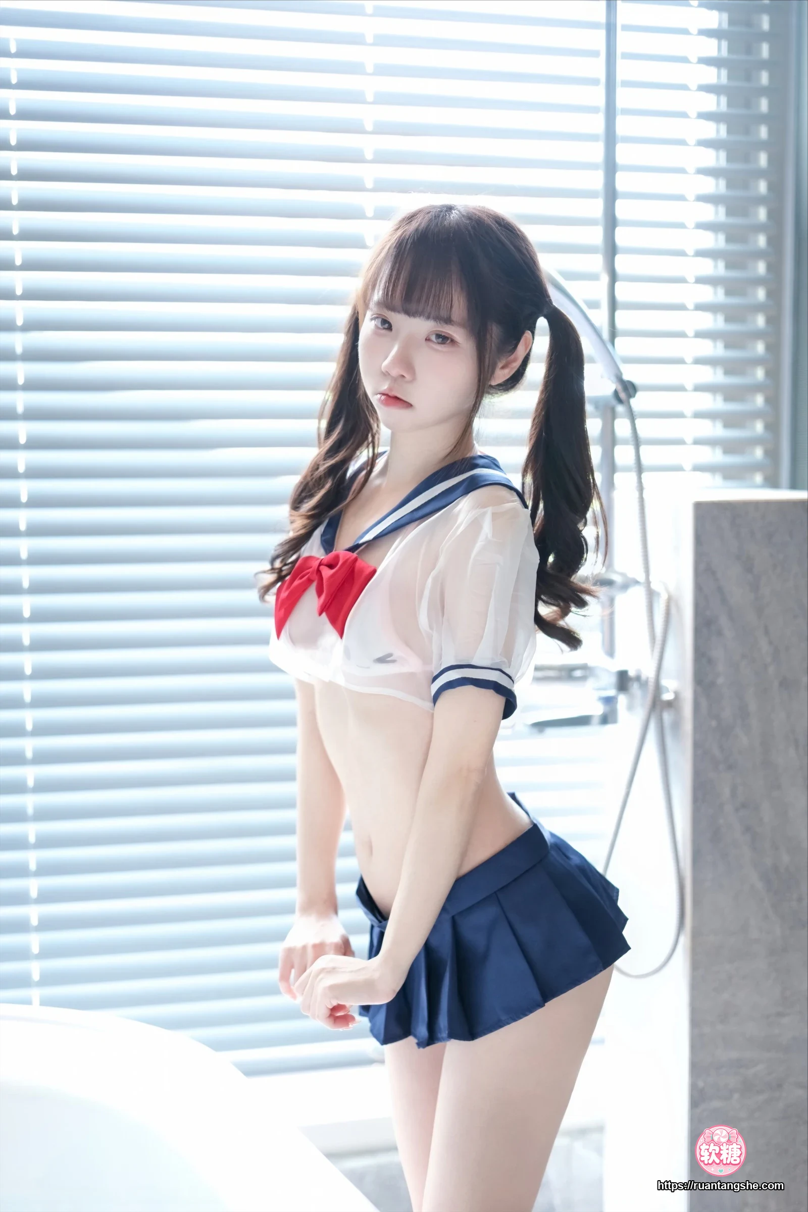 可可小白兔 可可小白兔 NO.018 - 透明学生服
