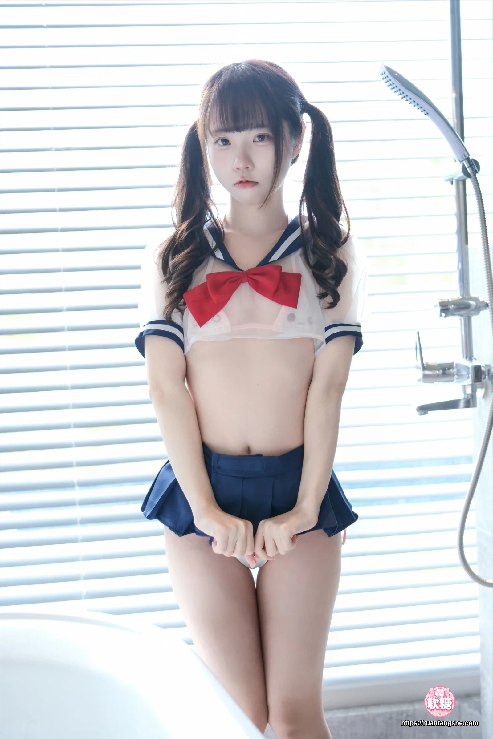 可可小白兔 可可小白兔 NO.018 - 透明学生服