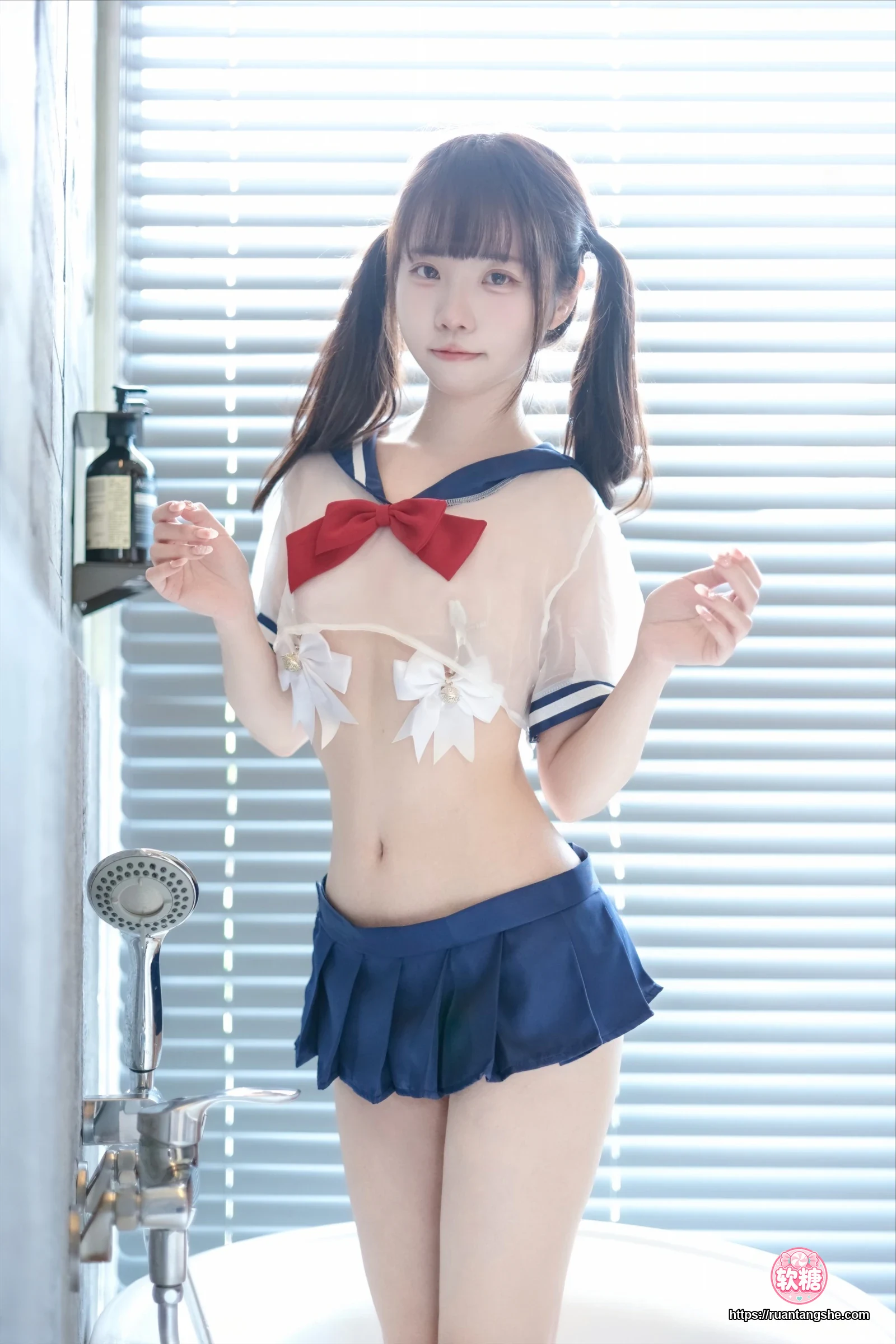 可可小白兔 可可小白兔 NO.018 - 透明学生服