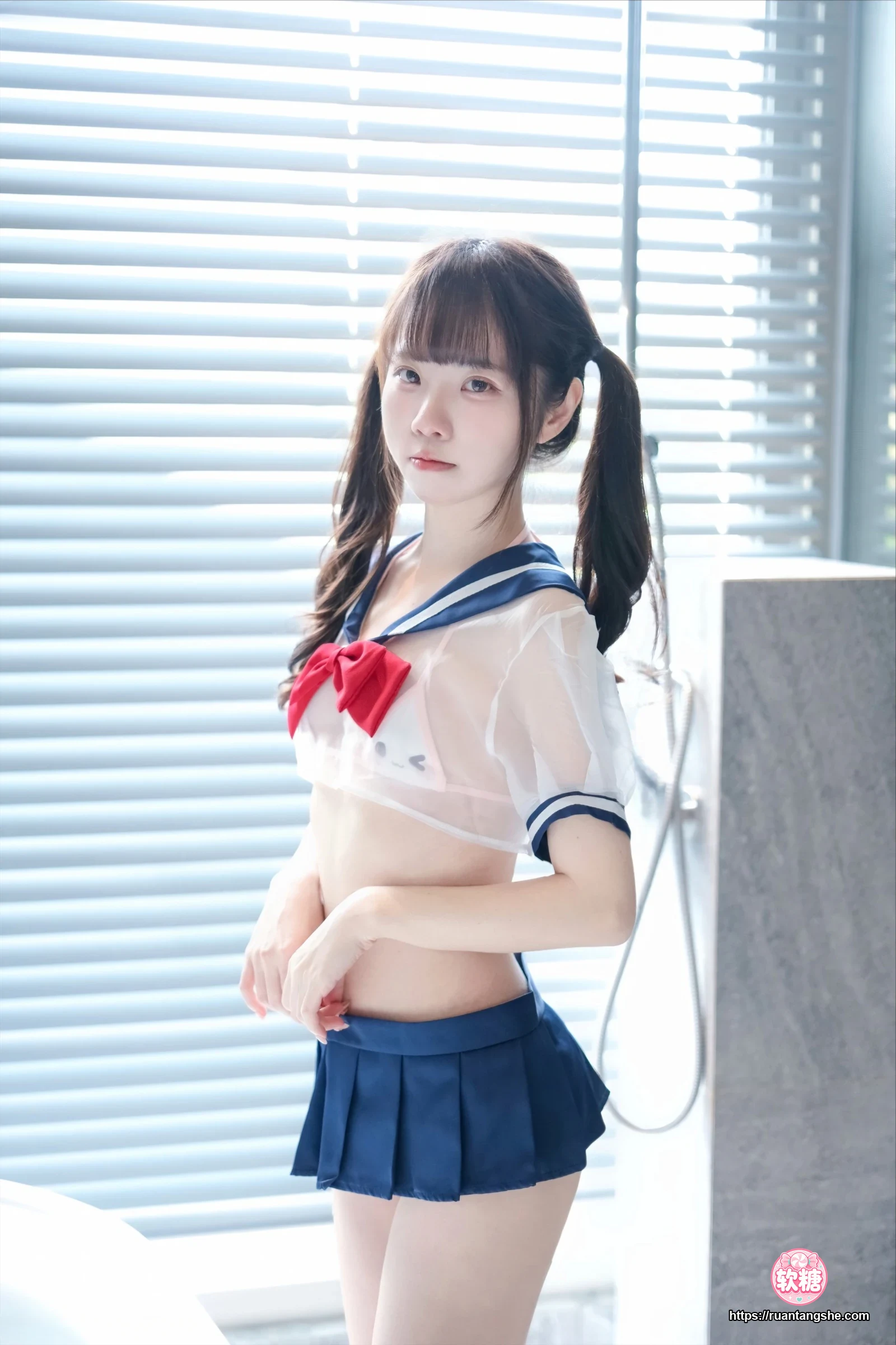 可可小白兔 可可小白兔 NO.018 - 透明学生服
