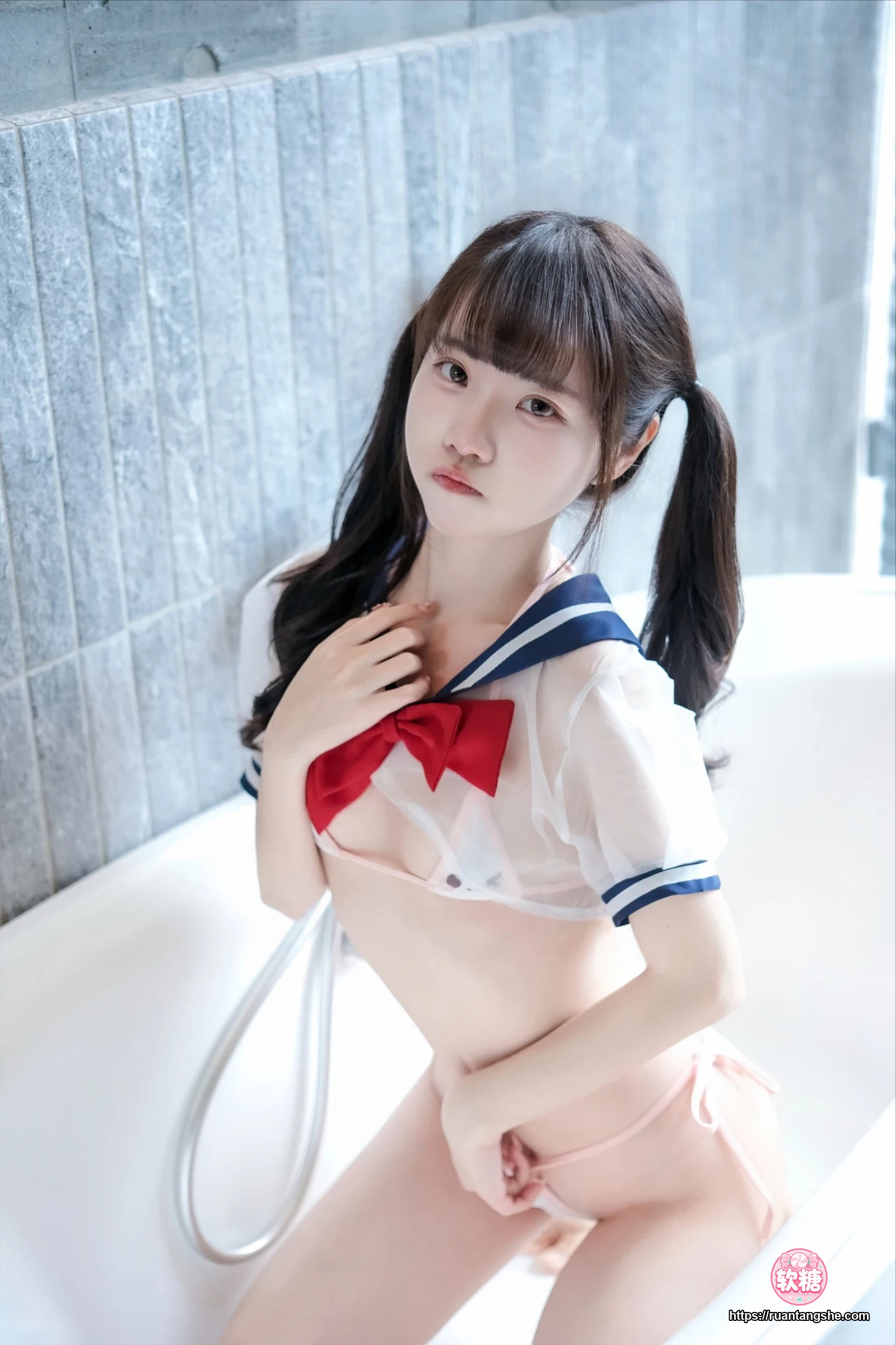 可可小白兔 可可小白兔 NO.018 - 透明学生服