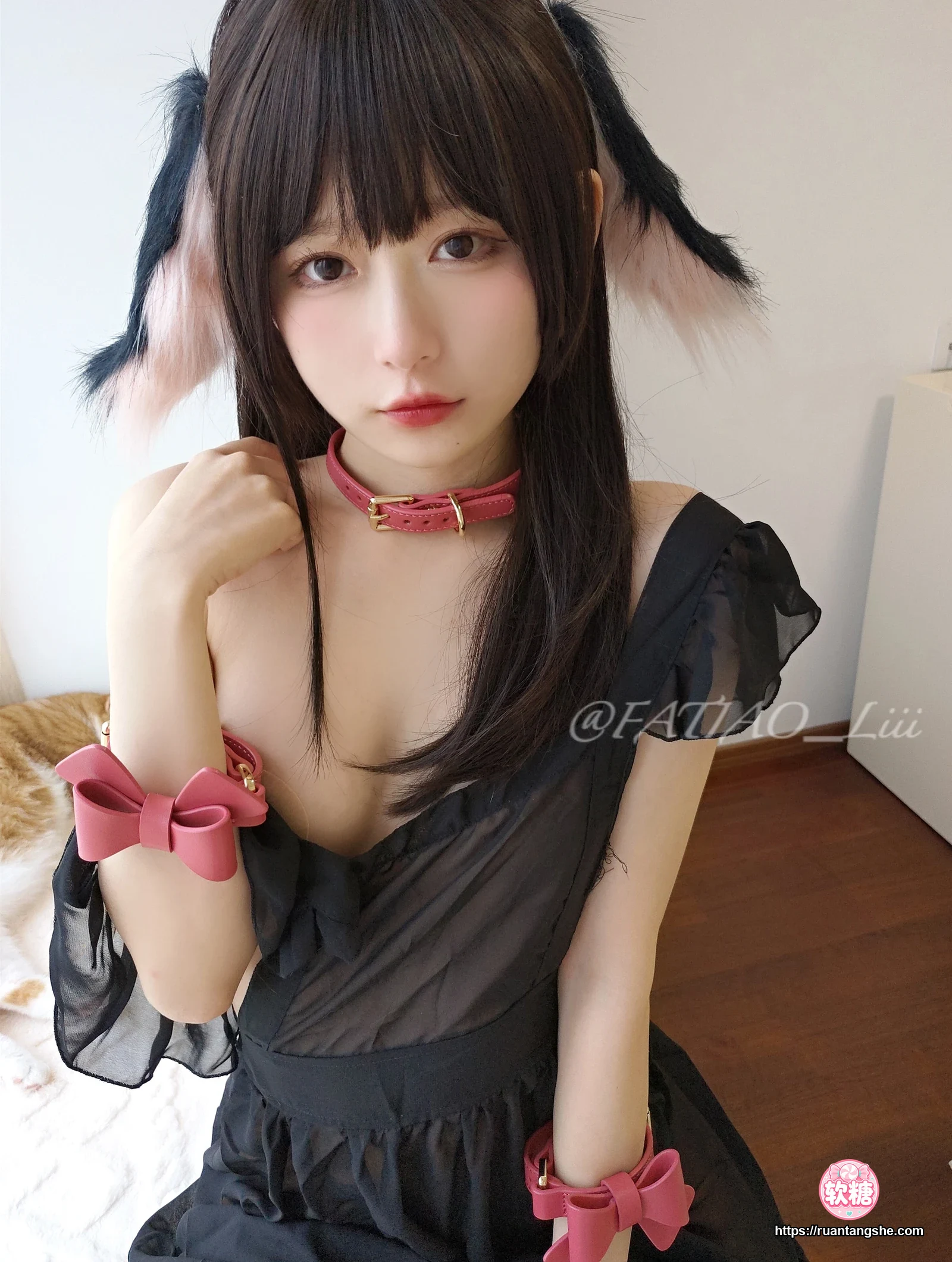 迷之呆梨 迷之呆梨 NO.018 - Fantia 2022年06月会员合集(10期)
