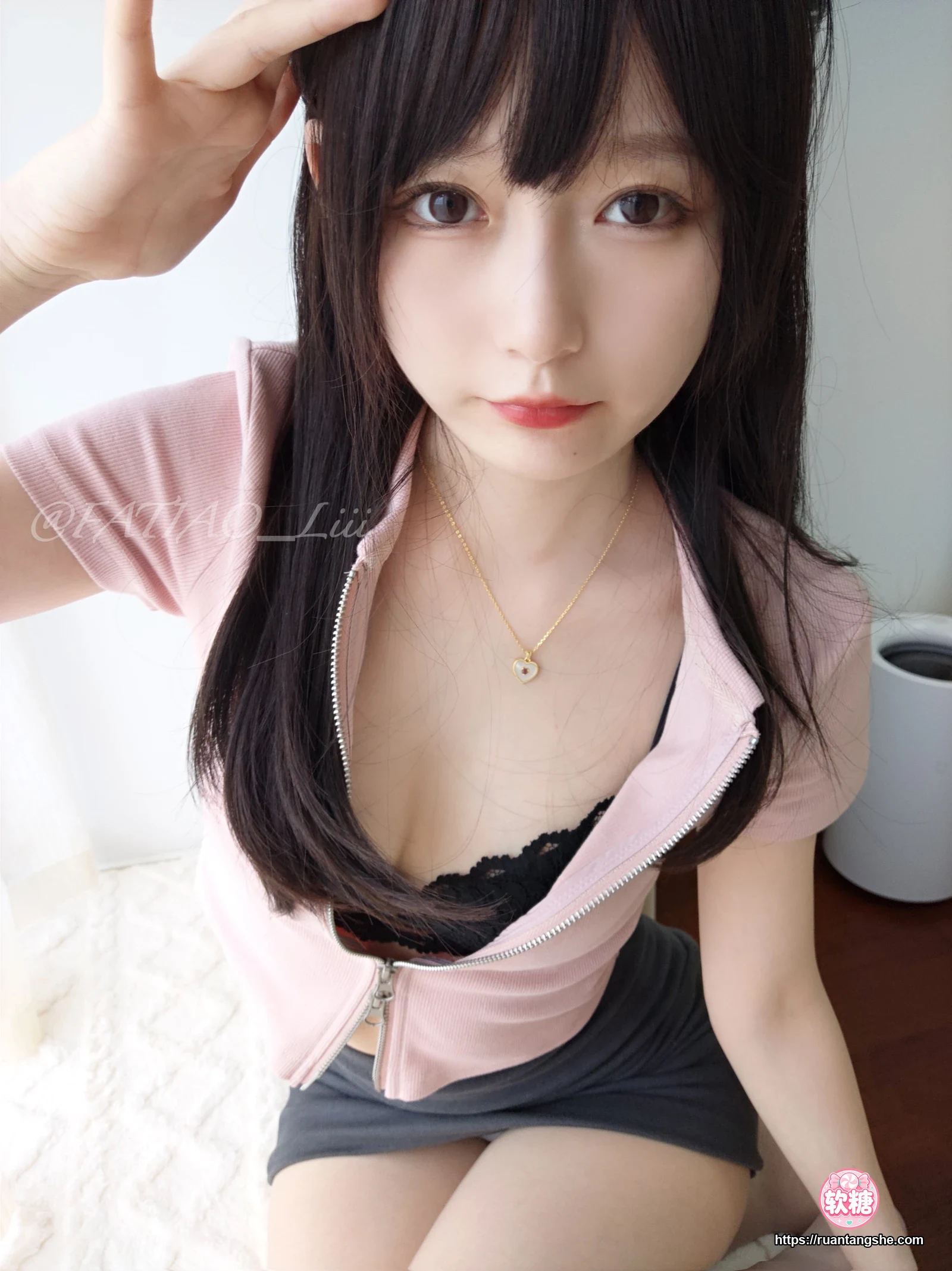 迷之呆梨 迷之呆梨 NO.018 - Fantia 2022年06月会员合集(10期)