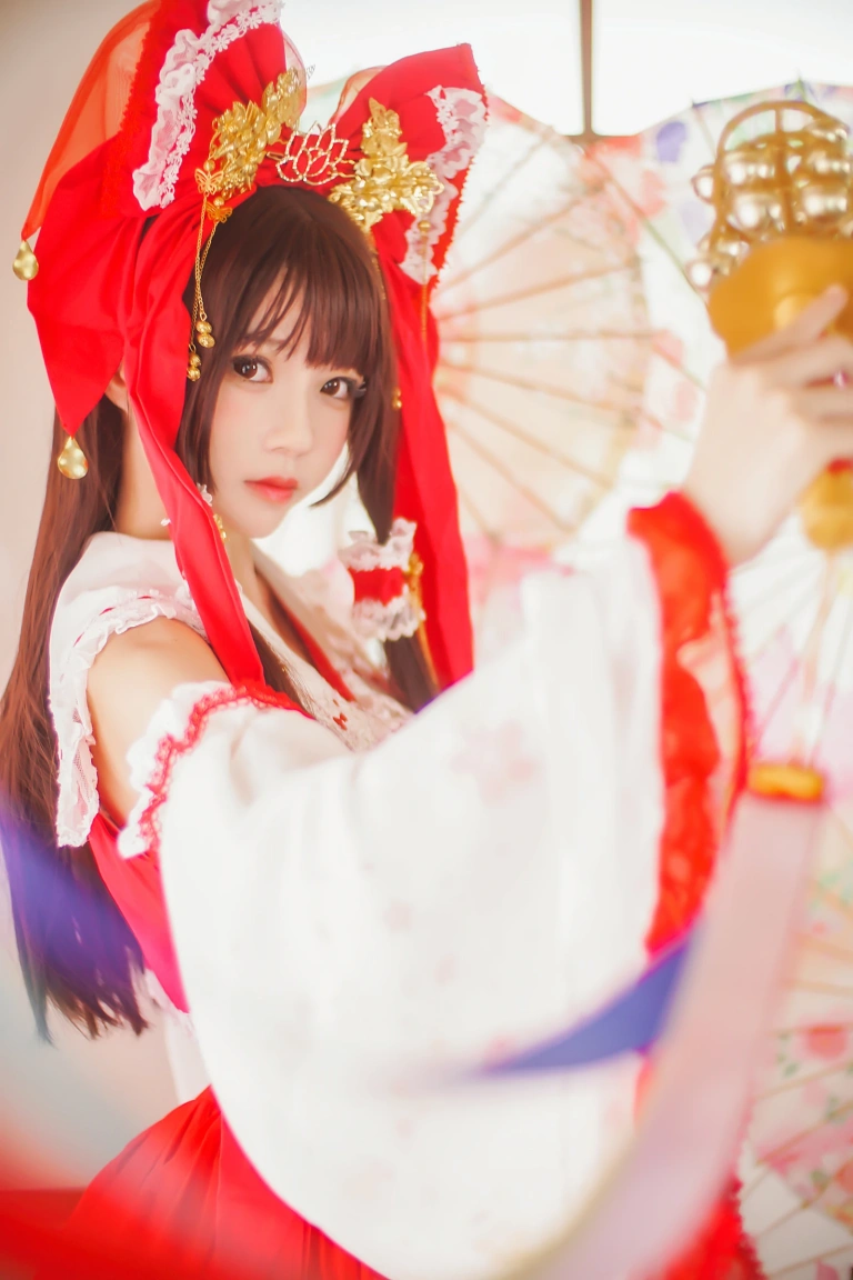桜桃喵《灵梦 新年快乐》写真图集 45P｜在线预览与图包下载