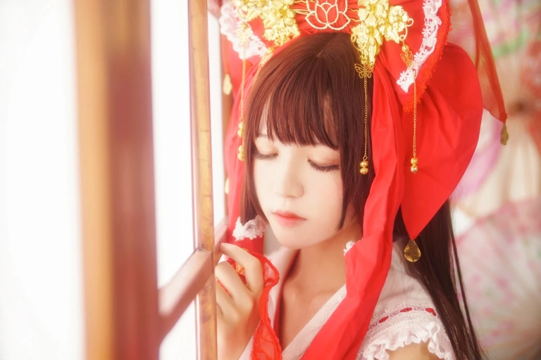 桜桃喵《灵梦 新年快乐》写真图集 45P｜在线预览与图包下载