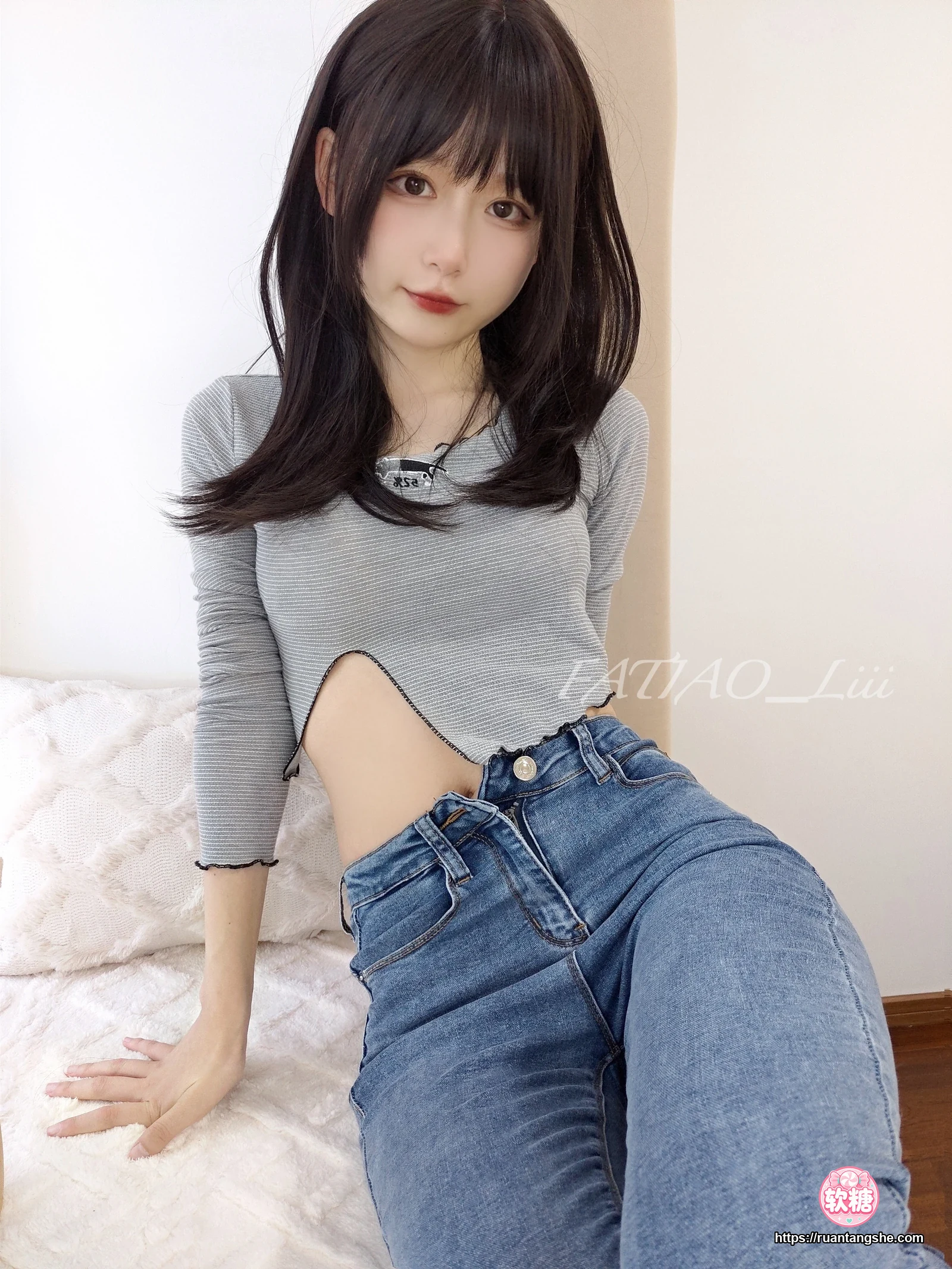 迷之呆梨 迷之呆梨 NO.019 - Fantia 2022年07月会员合集(9期)