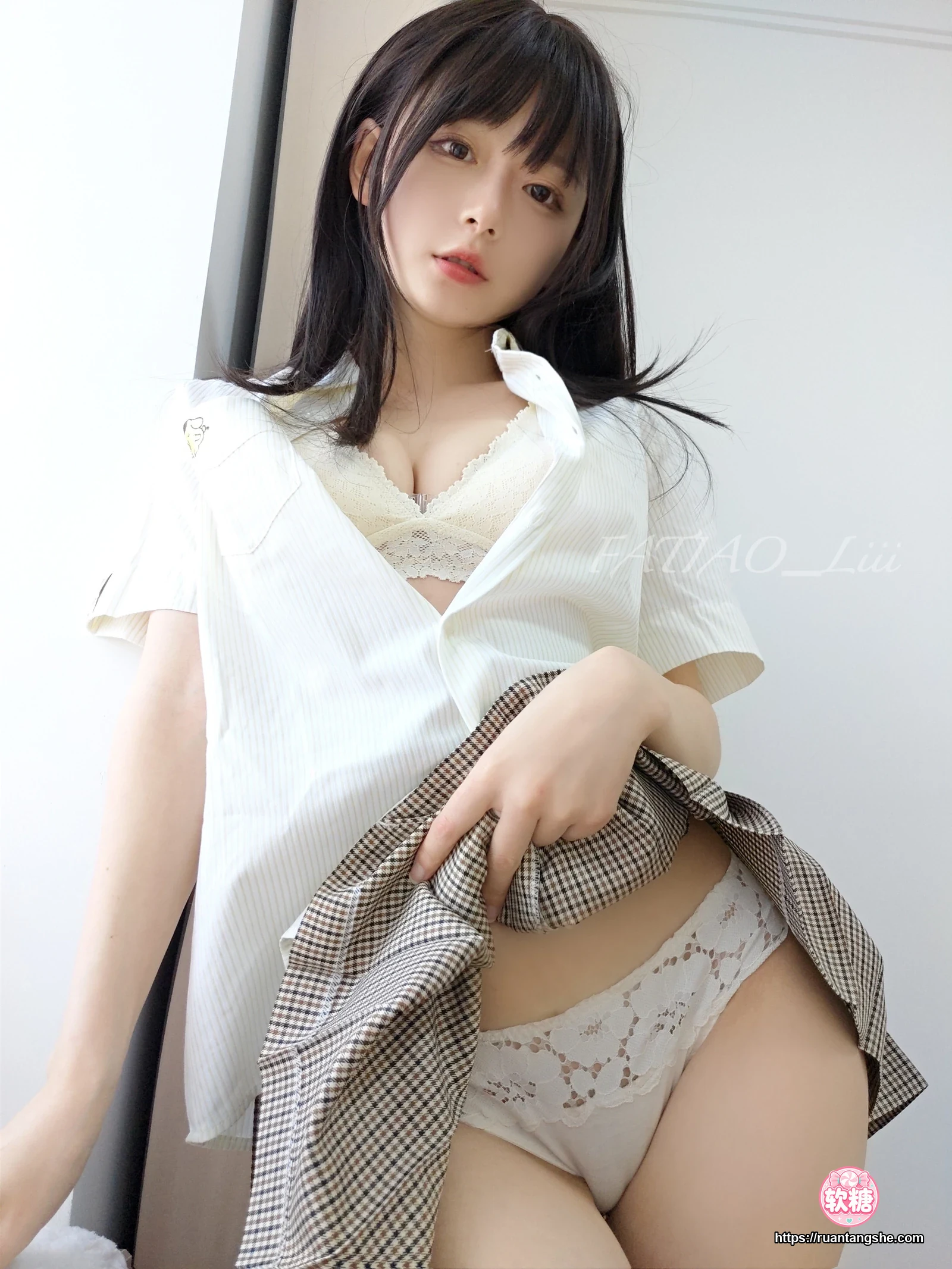 迷之呆梨 迷之呆梨 NO.020 - Fantia 2022年08月会员合集(9期)