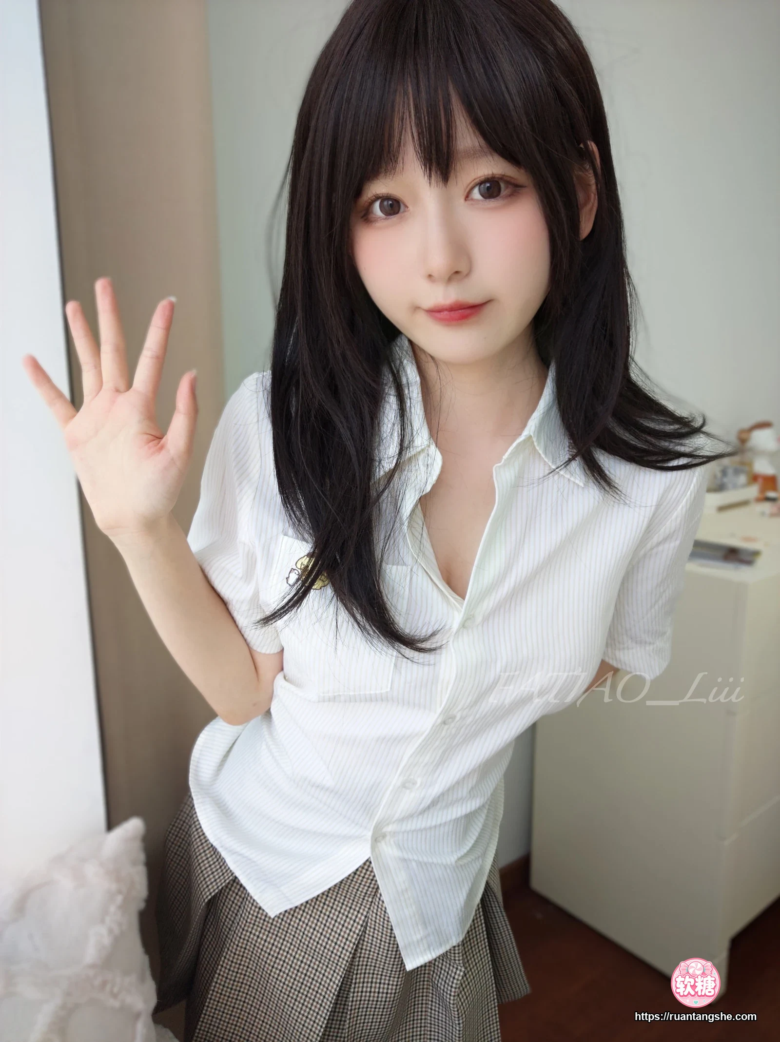 迷之呆梨 迷之呆梨 NO.020 - Fantia 2022年08月会员合集(9期)