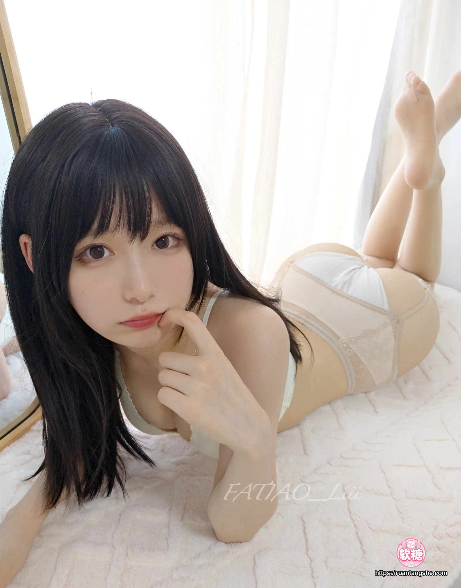 迷之呆梨 迷之呆梨 NO.020 - Fantia 2022年08月会员合集(9期)