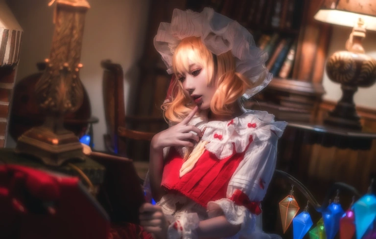 阿包也是兔娘《芙兰朵露》写真图集 14P｜在线预览与图包下载
