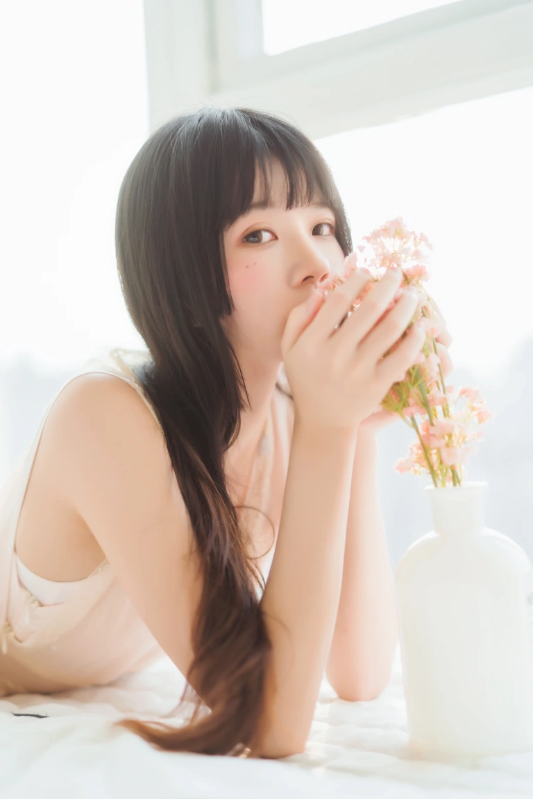 桜桃喵《喵呀》写真图集 30P｜在线预览与图包下载