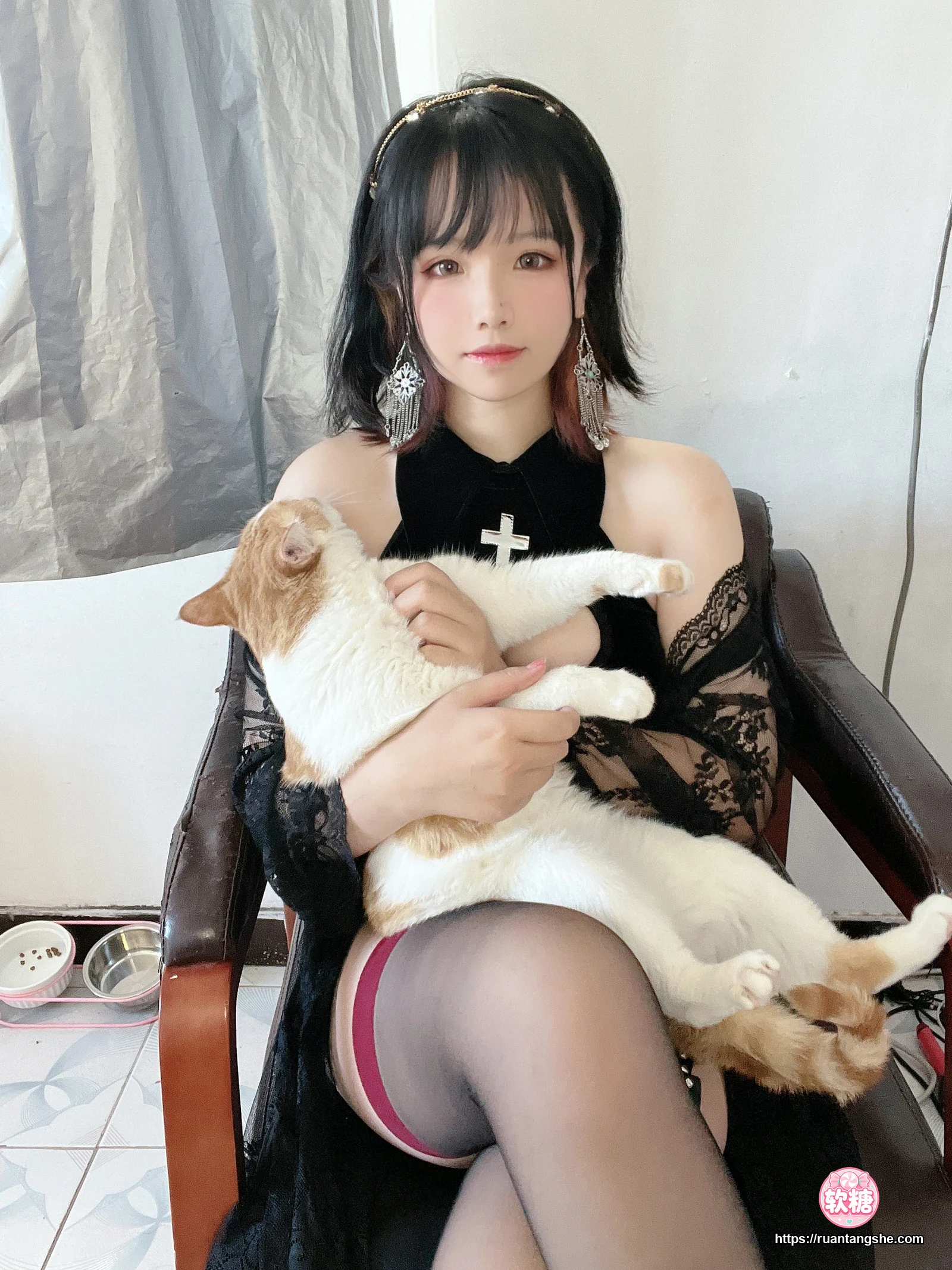 阿半今天很开心 阿半今天很开心 NO.021 - 猫猫修女