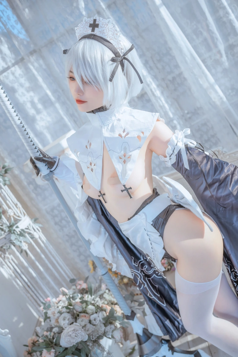 桃良阿宅《女仆2B》写真图集 40P｜在线预览与图包下载