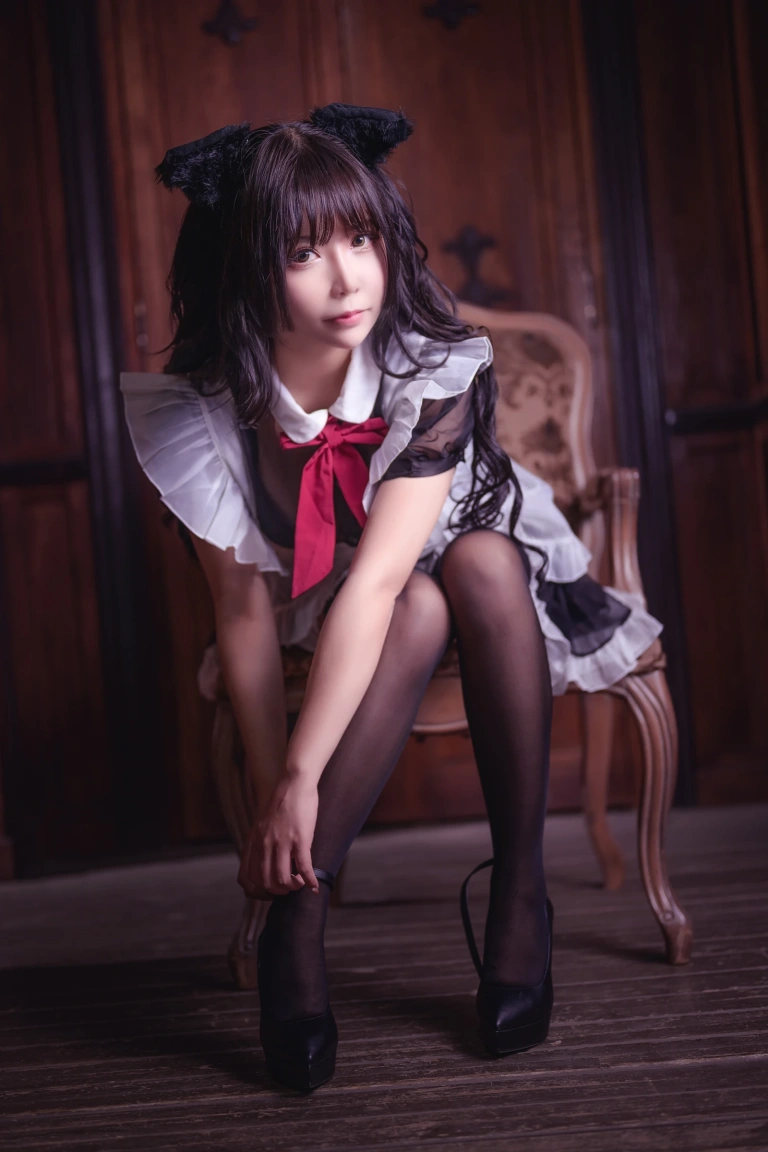 抱走莫子《黑丝猫咪小女仆》写真图集 44P｜在线预览与图包下载
