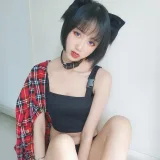 木棉棉《不良猫》写真图集 44P+2V｜在线预览与图包下载