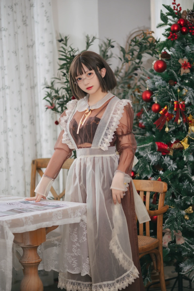 花铃《透明女仆》写真图集 89P｜在线预览与图包下载