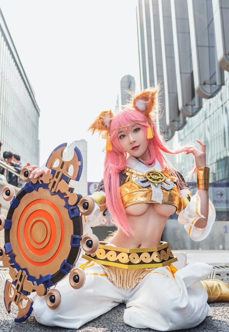 阿包也是兔娘《玉藻前》写真图集 15P｜在线预览与图包下载