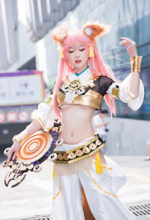 阿包也是兔娘《玉藻前》写真图集 15P｜在线预览与图包下载