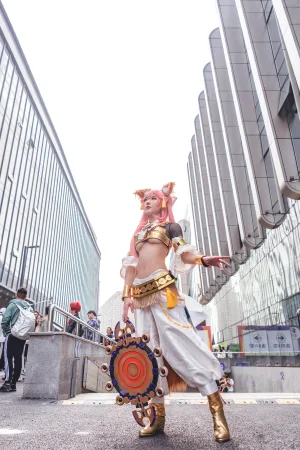 阿包也是兔娘《玉藻前》写真图集 15P｜在线预览与图包下载