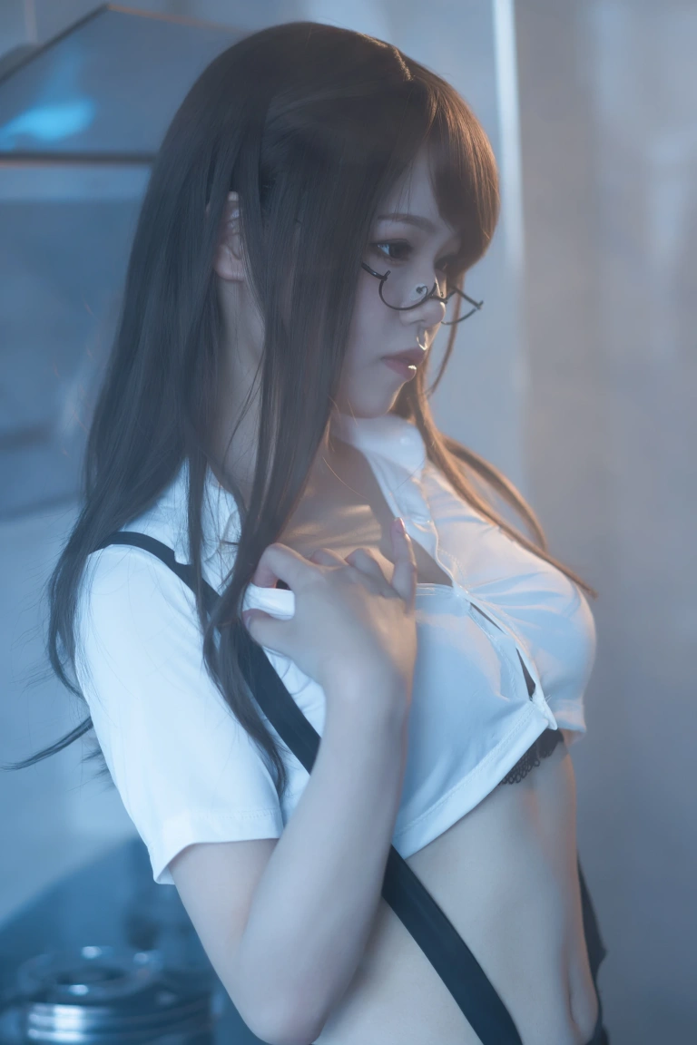七月喵子《眼镜娘1号》写真图集 21P｜在线预览与图包下载