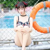 木棉棉《草莓泳衣》写真图集 40P｜在线预览与图包下载