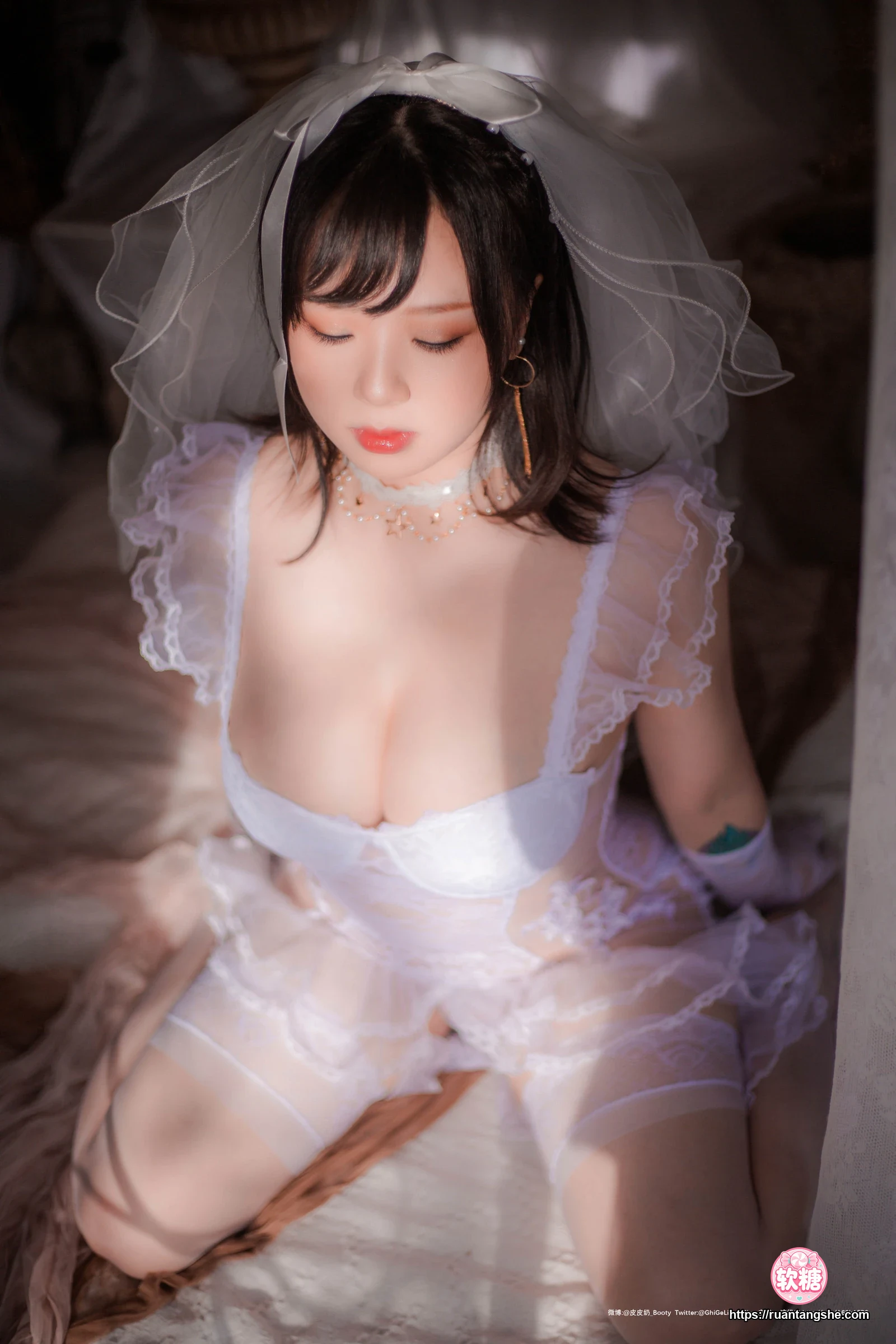 皮皮奶 皮皮奶 NO.023 - 朦胧婚纱