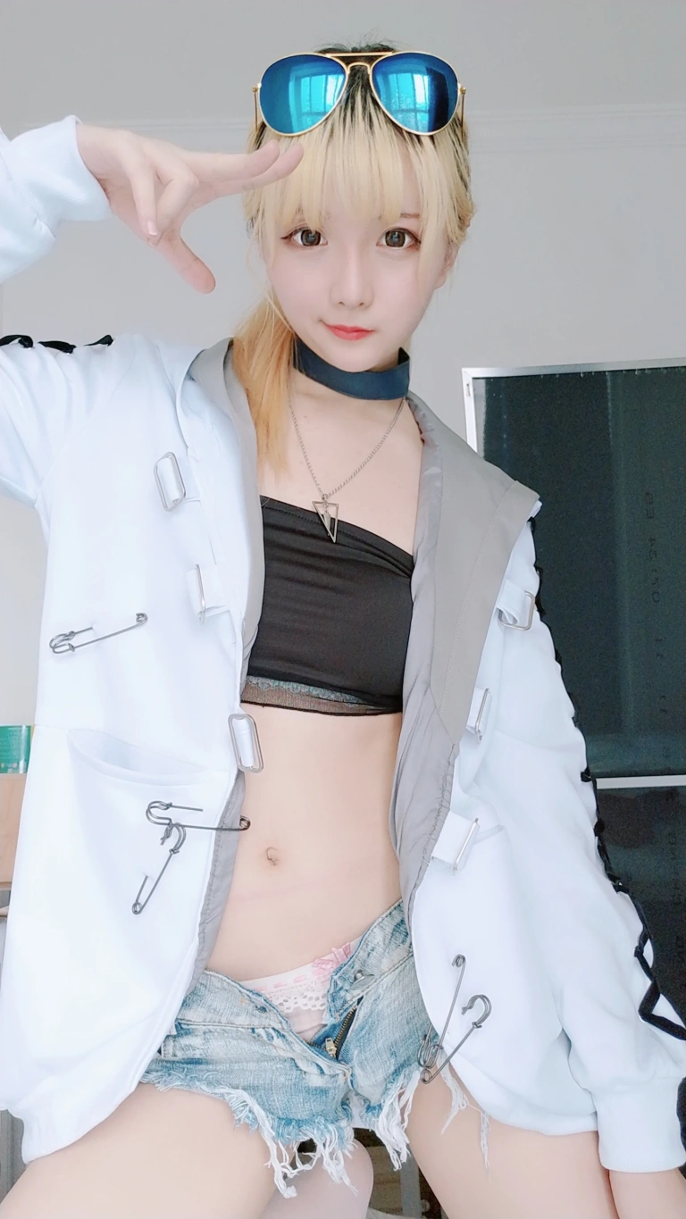 星之迟迟《定制 6-21 莉莉丝》写真图集 60P+2V｜在线预览与图包下载