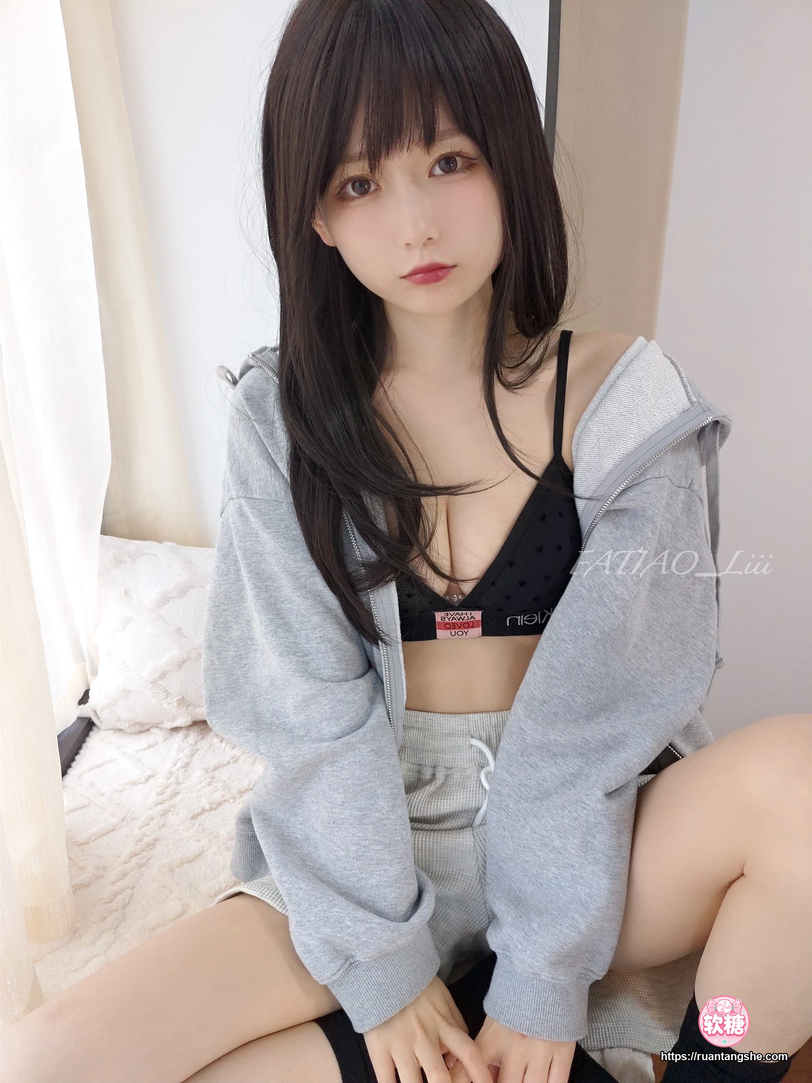 迷之呆梨 迷之呆梨 NO.023 - Fantia 2022年09月会员合集(8期)