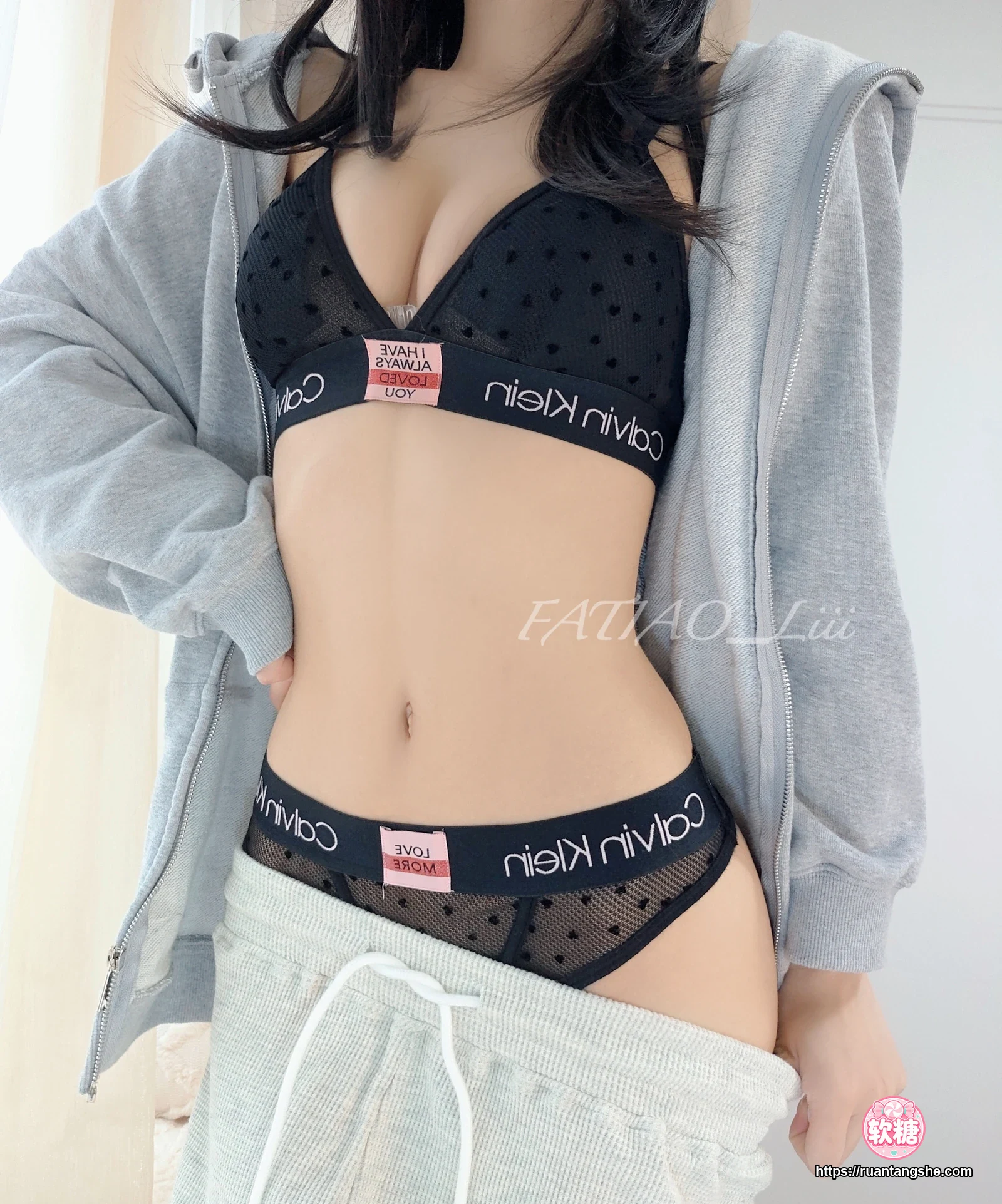 迷之呆梨 迷之呆梨 NO.023 - Fantia 2022年09月会员合集(8期)