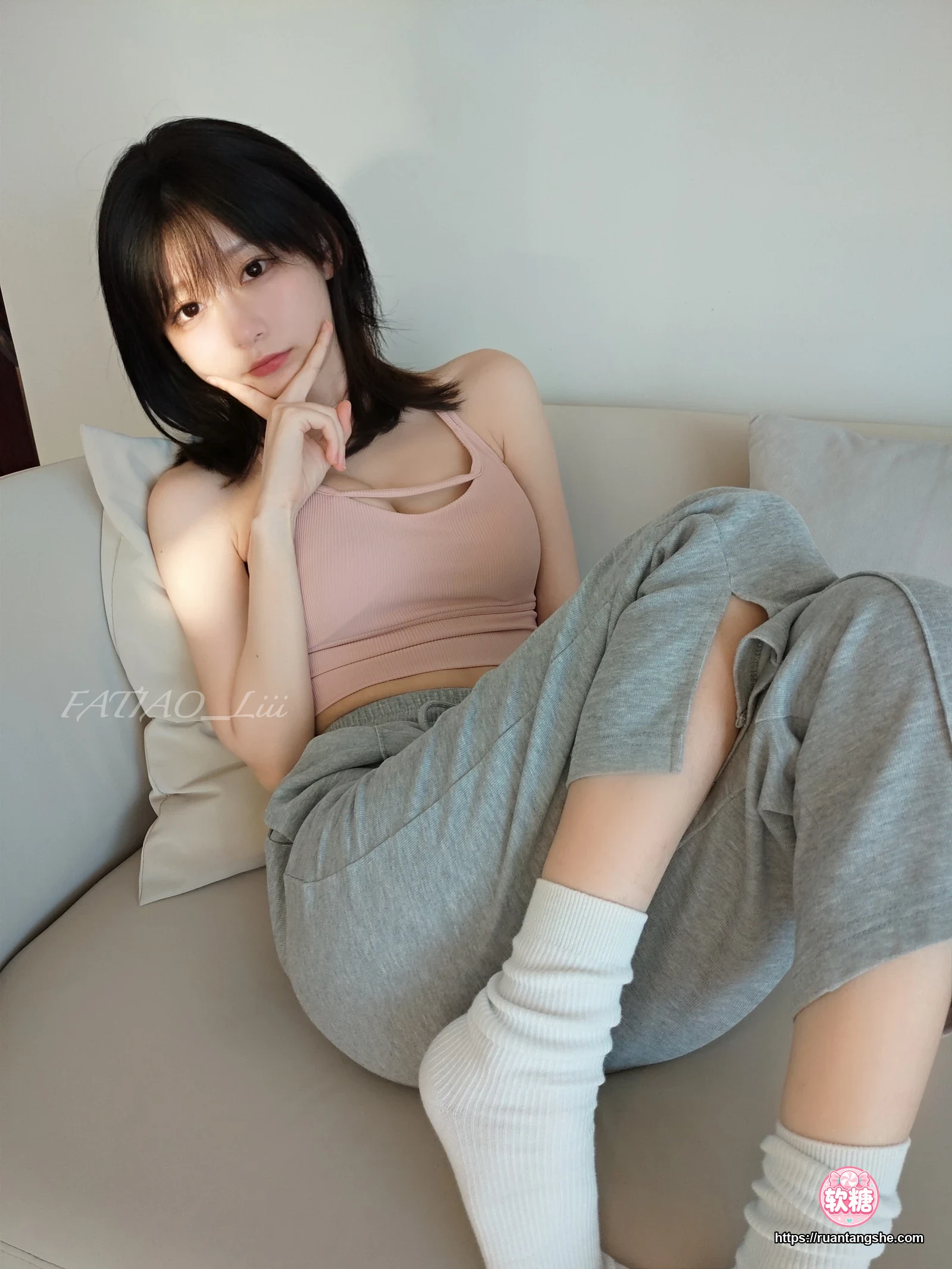 迷之呆梨 迷之呆梨 NO.023 - Fantia 2022年09月会员合集(8期)