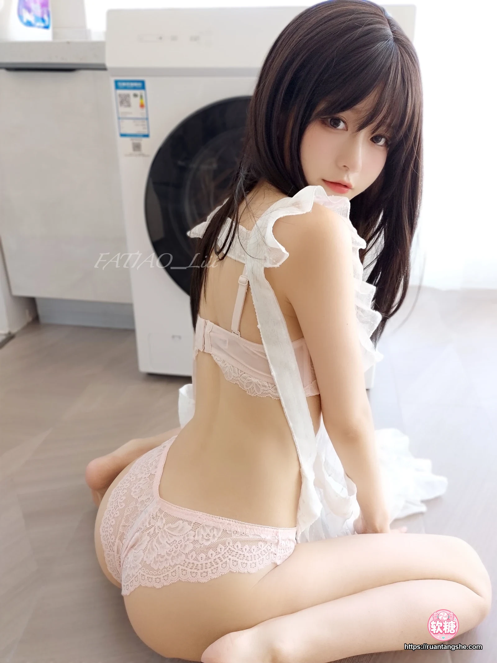 迷之呆梨 迷之呆梨 NO.023 - Fantia 2022年09月会员合集(8期)
