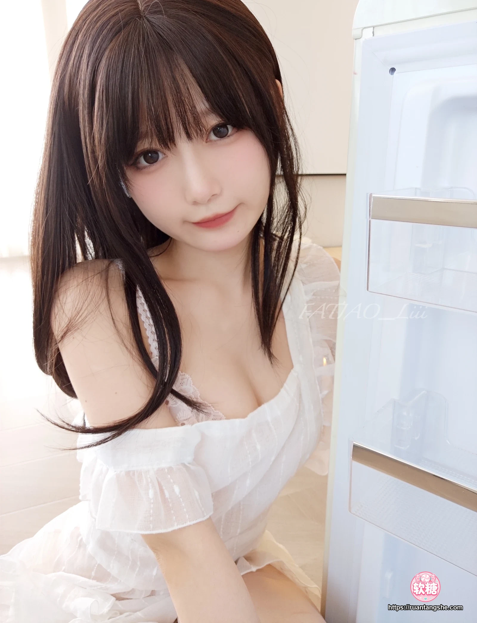 迷之呆梨 迷之呆梨 NO.023 - Fantia 2022年09月会员合集(8期)