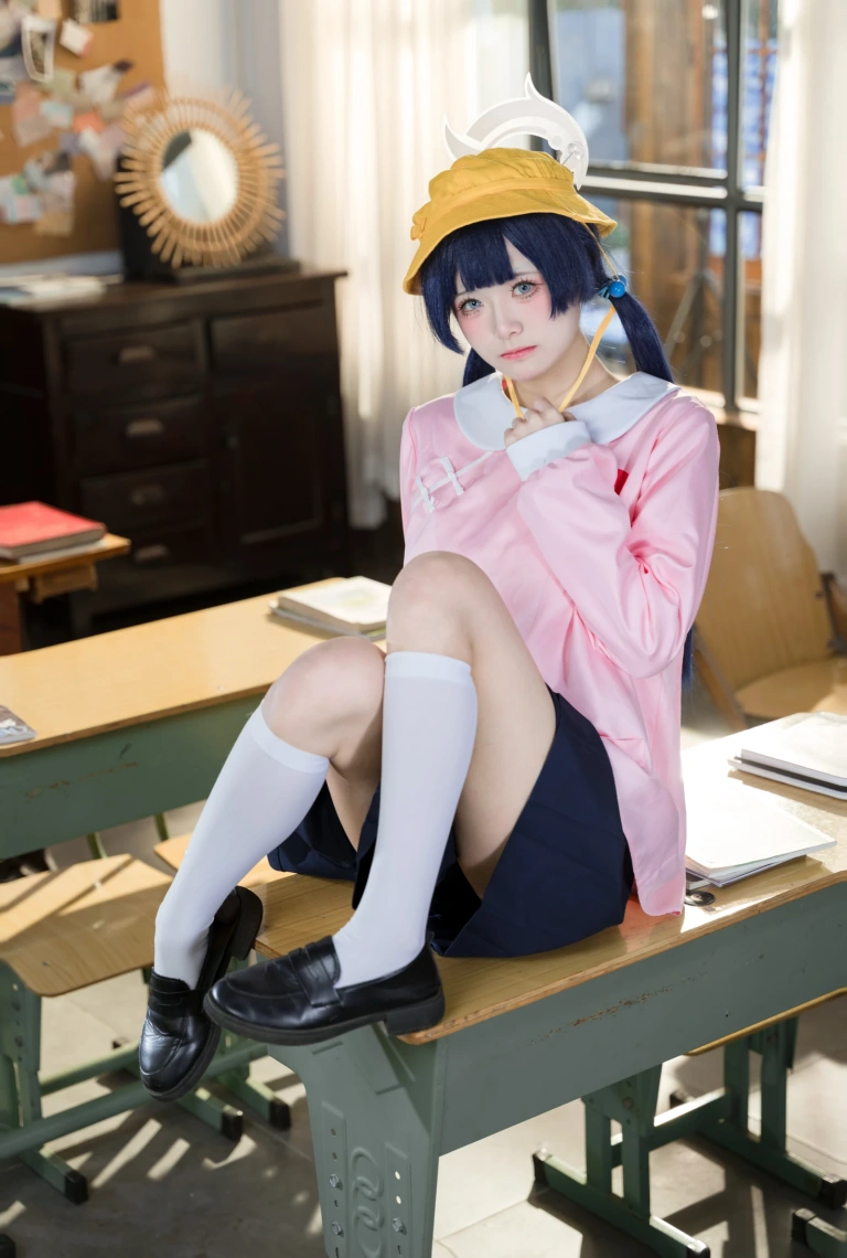 九柒喵《蔚蓝档案 妃咲幼稚园》写真图集 25P｜在线预览与图包下载