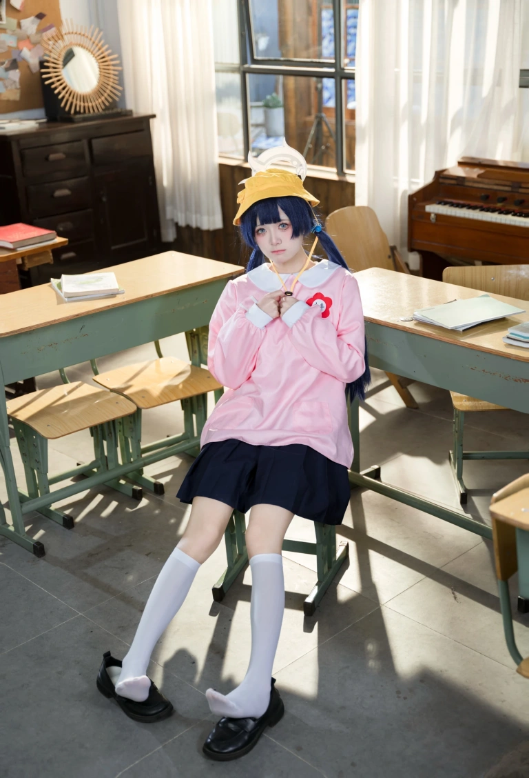 九柒喵《蔚蓝档案 妃咲幼稚园》写真图集 25P｜在线预览与图包下载