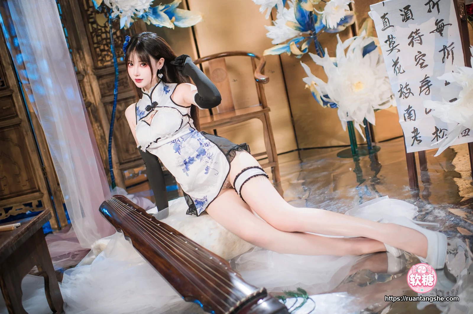 羽生三未 羽生三未 NO.024 - 瓶儿·青花瓷旗袍