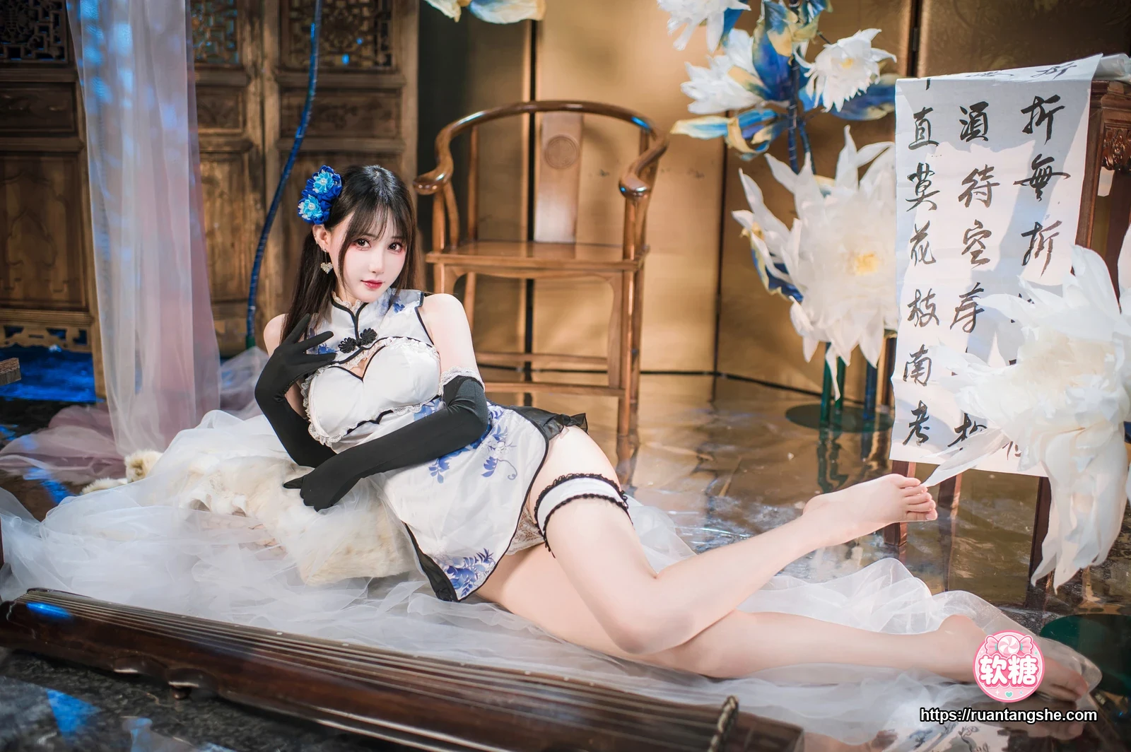 羽生三未 羽生三未 NO.024 - 瓶儿·青花瓷旗袍