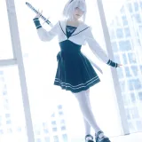 屿鱼《2b萤火虫场照》写真图集 16P｜在线预览与图包下载