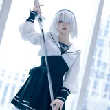 屿鱼《2b萤火虫场照》写真图集 16P｜在线预览与图包下载