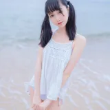 木棉棉《海边白色比基尼》写真图集 30P｜在线预览与图包下载