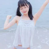 木棉棉《海边白色比基尼》写真图集 30P｜在线预览与图包下载