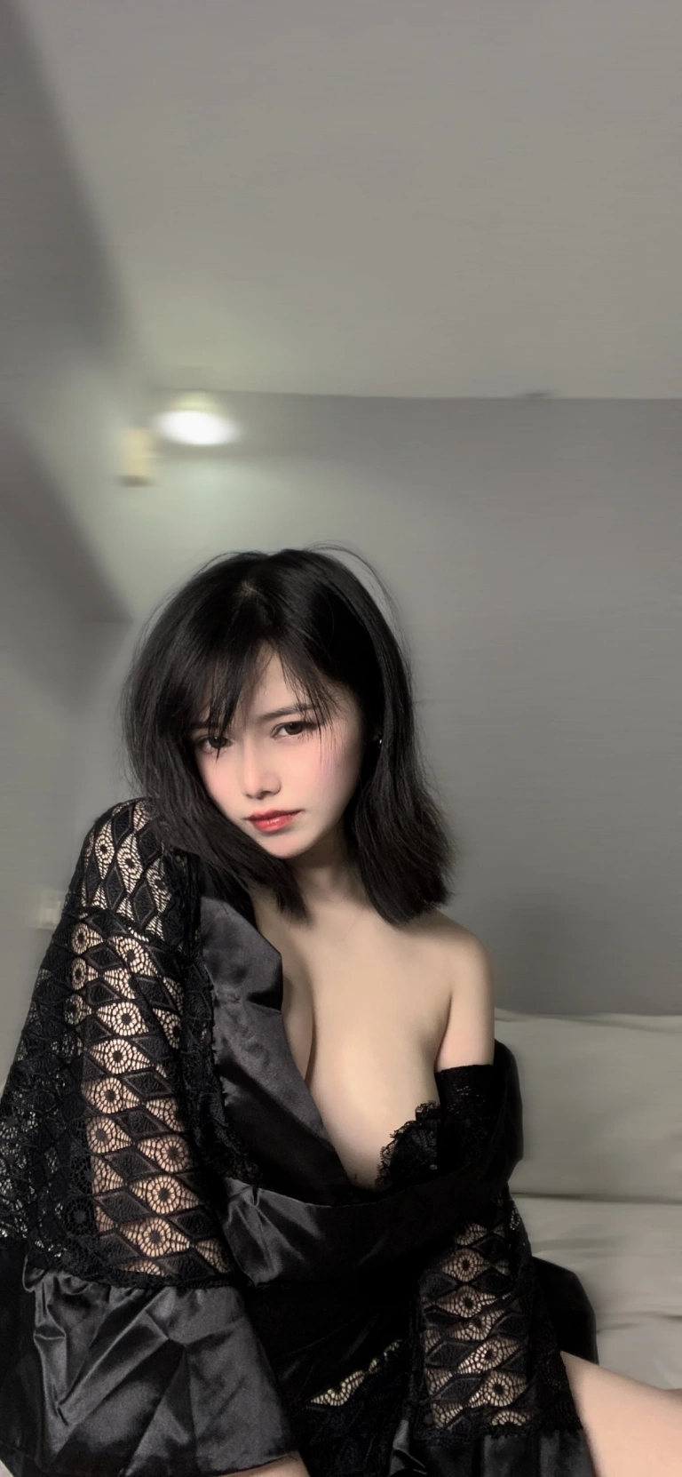 七月喵子《回家的诱惑》写真图集 46P｜在线预览与图包下载