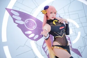 瓜希酱《LUKA 赛车》写真图集 22P｜在线预览与图包下载