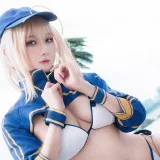 阿包也是兔娘《谜之女主角X毛水着》写真图集 25P｜在线预览与图包下载
