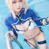 阿包也是兔娘《谜之女主角X毛水着》写真图集 25P｜在线预览与图包下载