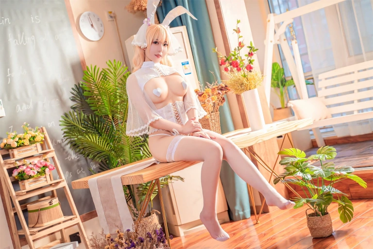 虎森森《白心兔兔》写真图集 18P｜在线预览与图包下载