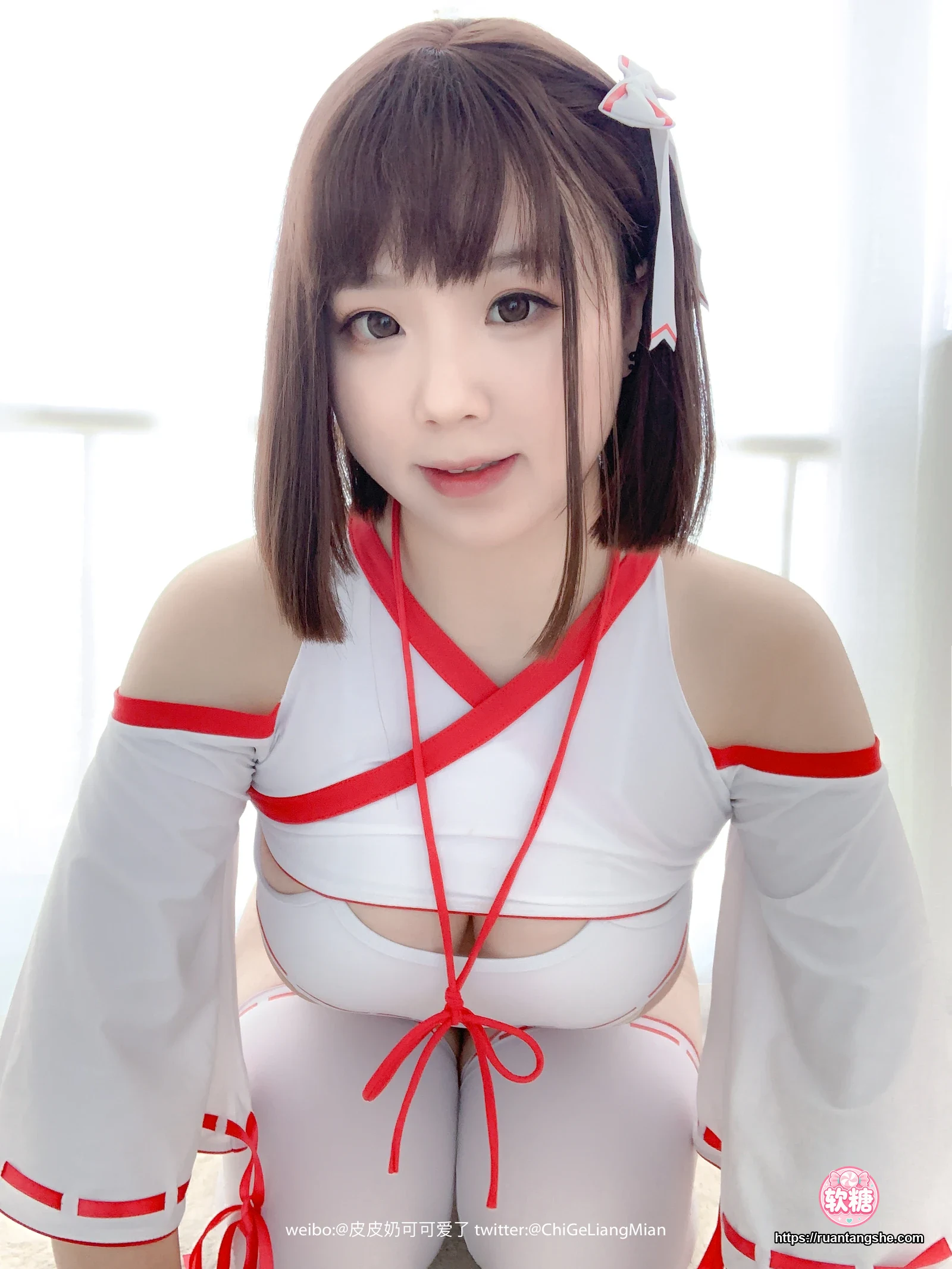 皮皮奶 皮皮奶 NO.025 - 高叉巫女
