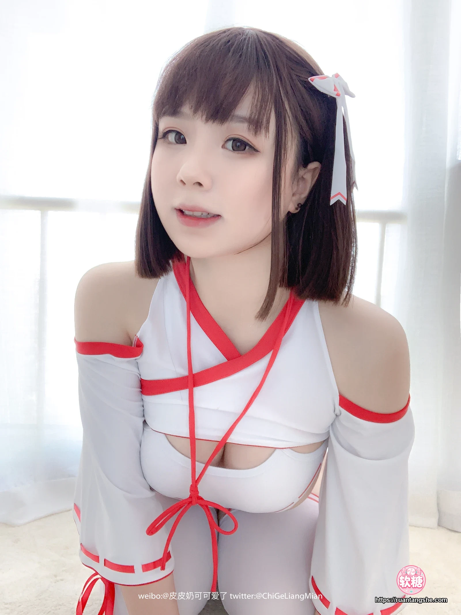 皮皮奶 皮皮奶 NO.025 - 高叉巫女