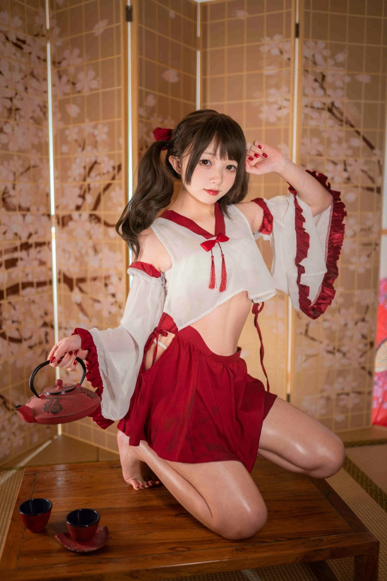 花铃《小巫女》写真图集 85P｜在线预览与图包下载